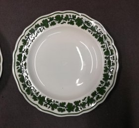 2x-meissen-weinlaub-grosse-speiseteller-d-25-5-cm-knaufschwerter.4
