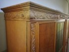 buecherschrank-mit-loewenfuessen-ca-1910.7