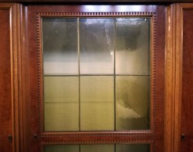 buecherschrank-mit-loewenfuessen-ca-1910.9