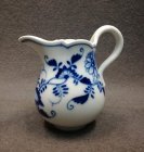 meissen-sahne-milchkaennchen-1-wahl-knaufzeit-vor-1880.1
