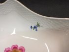 meissen-schale-ozier-relief-reiche-blumenmalerei-gold.1