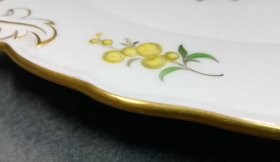 meissen-tablett-blumenbukett-und-gold-1-wahl.8