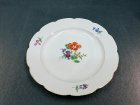 meissen-teller-ozier-relief-blumenmalerei-u-gold-d-22-cm