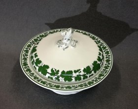 meissen-weinlaub-grosse-terrine-runde-deckel-schuessel.1