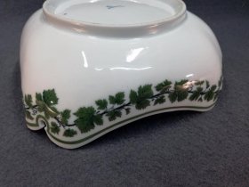 meissen-weinlaub-viereckschuessel-knaufzeit1.5