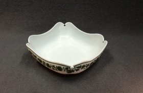 meissen-weinlaub-viereckschuessel-knaufzeit1.6