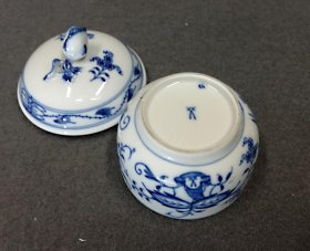 meissen-zwiebelmuster-kleine-zuckerdose-h-8-cm-1-wahl.5