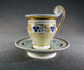 tasse-biedermeier-um-1820-50.1