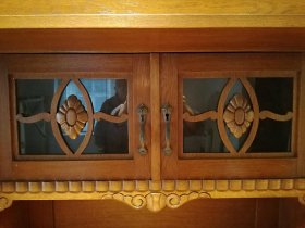 buffet-um-1910-helle-eiche.4