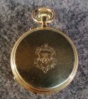goldene-taschenuhr-mit-medaillon-56-zlotniki-3-6-cmcm.3
