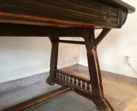 grosser-tisch-um-1900-selten-und-schoen.9