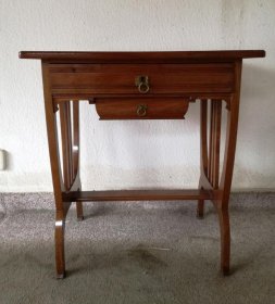 jugendstil-kleiner-tisch-naehtisch-beistelltisch.1