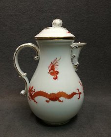meissen-kanne-roter-drache-mit-gold-gold-geschuppt-1-wahl.1