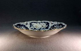 meissen-grosse-prunkschale-kobaltblau-m-gold-und-blumenmalerei-d-31-5-cm.3