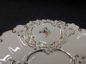 meissen-prunkschale-blumenmalerei-und-gold-goldrelief.6