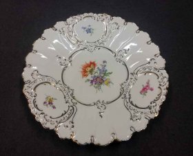 meissen-prunkschale-blumenmalerei-und-gold-goldrelief