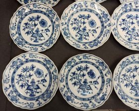 12-x-zweibelmuster-teller-teichert-meissen-grosse-speiseteller-25-25-5-cm.1