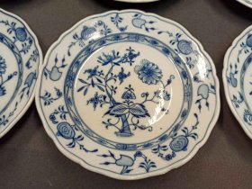 12-x-zweibelmuster-teller-teichert-meissen-grosse-speiseteller-25-25-5-cm.7