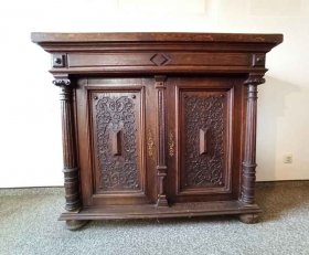 kommode-mit-saeulen-anrichte-gruenderzeit-um-1880.1