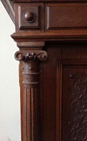 kommode-mit-saeulen-anrichte-gruenderzeit-um-1880.6