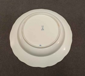 meissen-zwiebelmuster-tiefer-teller-d-24-cm.5