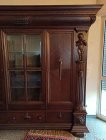 repraesentativer-buecherschrank-mit-figuren-um-1910-eiche.3