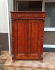 vertiko-kleiner-schrank-um-1880-birke