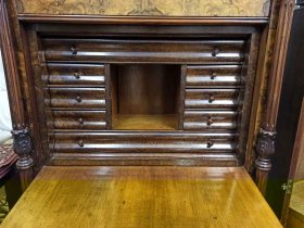 sekretaer-mit-saeulen-nussbaum-um-1870.6