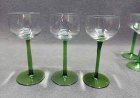 teilw-res-verschieden-glaeser-weinglaeser-mit-gruenem-stiel-preis-je-glas.1
