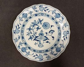 3meissen-zwiebelmuster-teller-alt-um-1900-gr-teller-d-25-cm.3