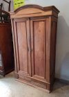 kleiderschrank-um-1910.2