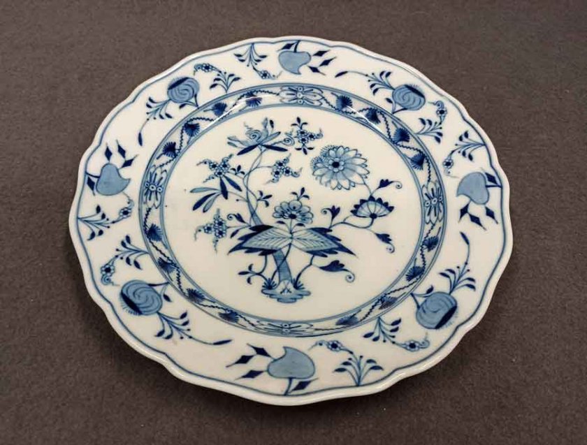 x4meissen-zwiebelmuster-teller-alt-um-1900-gr-teller-d-25-cm