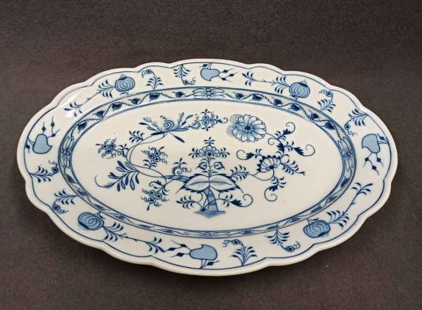 zwiebelmuster-vorlegeplatte-teichert-in-meissen-gross-oval