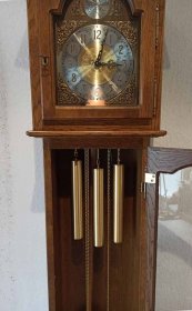 standuhr-neuzeitlich-interclock.6