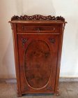vertiko-nussbaum-um-1860.2