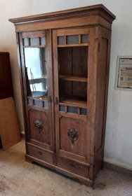 buecherschrank-um-1900.1