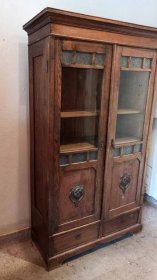 buecherschrank-um-1900.2