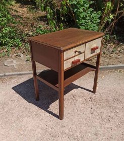 kleiner-tisch-art-deco-beistelltisch.1