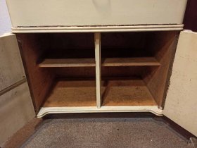 kueche-art-deco-kuechenbuffet-unrestauriert.5