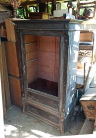schrank-vitrine-um-1880-unrestauriert-lageraufloesung.2