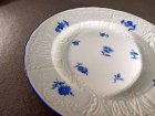 meissen-um-1880-gr-teller-reliefrand-blaue-blumenmalerei-blauer-rand.6