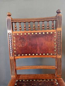 stuhl-um-1880-gruenderzeit-leder.5
