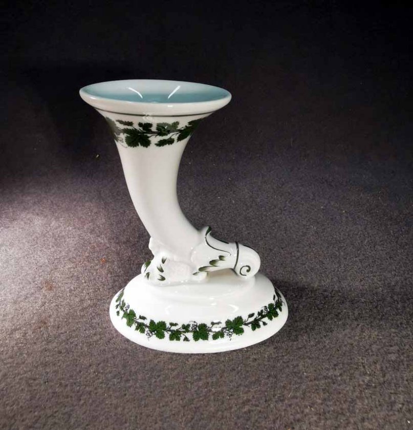 meissen-vase-weinlaub-beschreibung-folgt-2