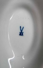 meissen-vase-weinlaub-beschreibung-folgt-2.3