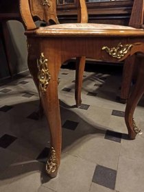 stuhl-dresdner-baroeck-ii-um-1880-nussbaum.2