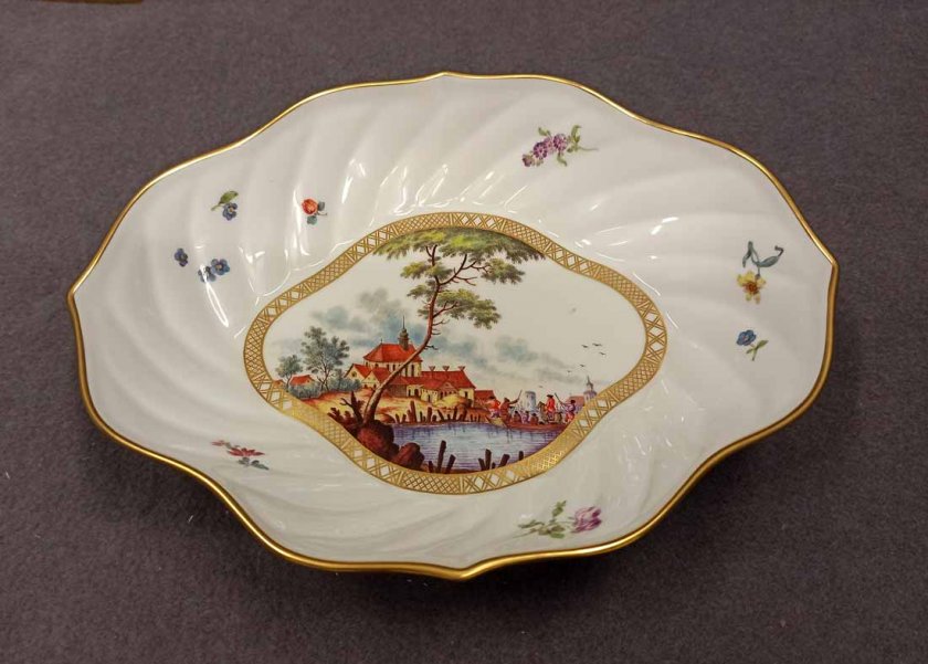meissen-unikat-schale-mit-kauffahrteiszene-aus-der-serie-paarweise
