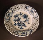 5-1-teller-meissen-um-1850-80-dessertteller-mit-flechtrand-zwiebelmuster.6