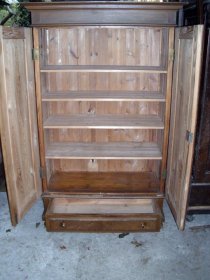 kleiderschrank-um-1900-weichholz.3
