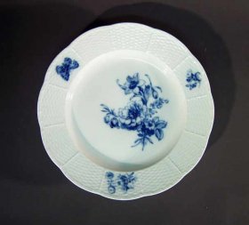meissen-altozier-teller-blumen-insekten-um-1825-50
