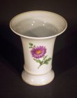 meissen-kleine-vase-mit-blumenmalerei.1